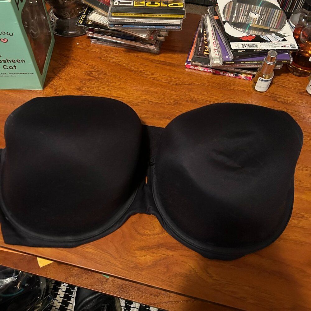Torrid Black 40G Curve Adjustable Bra Excellent Condition